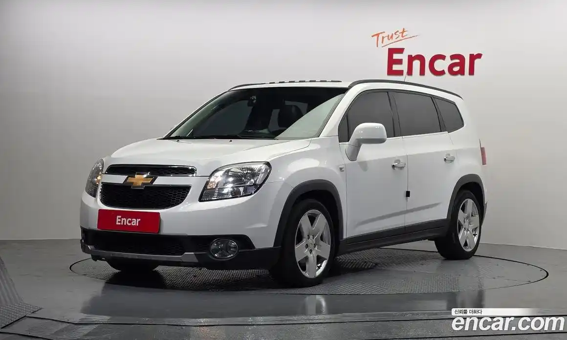 Chevrolet Orlando 2012 2.0 Автомат в Москве № 40555, фото 1