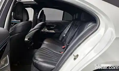 Mercedes-Benz E-Class 2025 2.0 Автомат в Москве № 409417, миниатюра 12