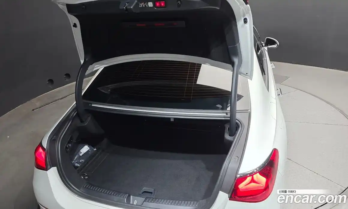 Mercedes-Benz E-Class 2025 2.0 Автомат в Москве № 409417, фото 20