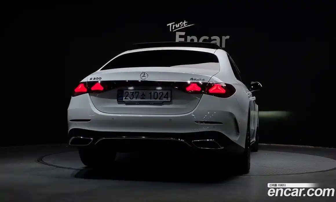 Mercedes-Benz E-Class 2025 2.0 Автомат в Москве № 409417, фото 4