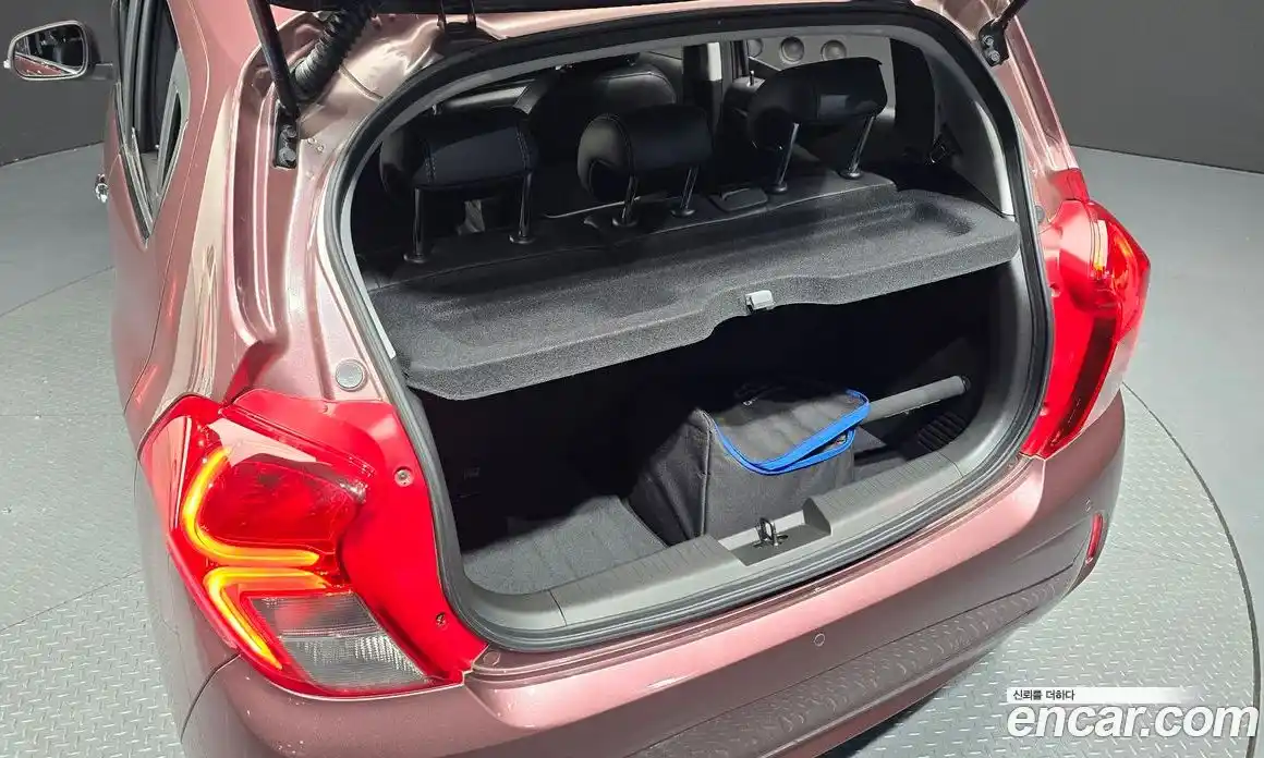 Chevrolet Spark 2019 1.0 Автомат в Москве № 410958, фото 18