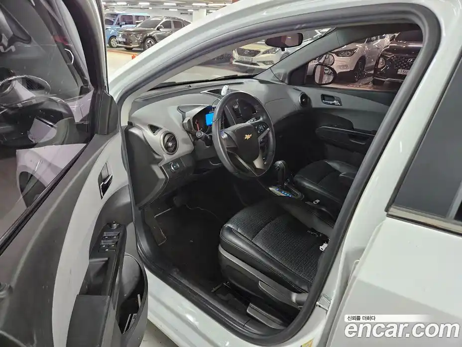 Chevrolet Aveo 2012 1.6 Автомат в Москве № 41487, фото 6