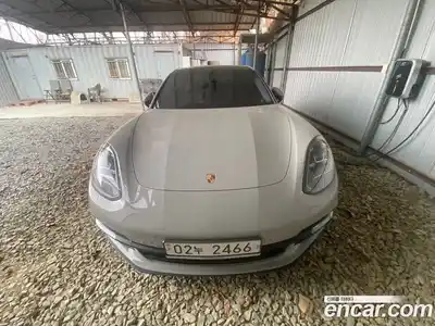 Porsche Panamera, 2018