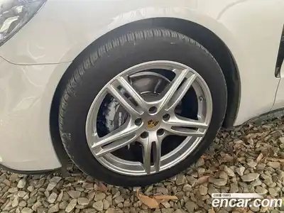 Porsche Panamera 2018 3.0 Автомат в Москве № 415908, миниатюра 5