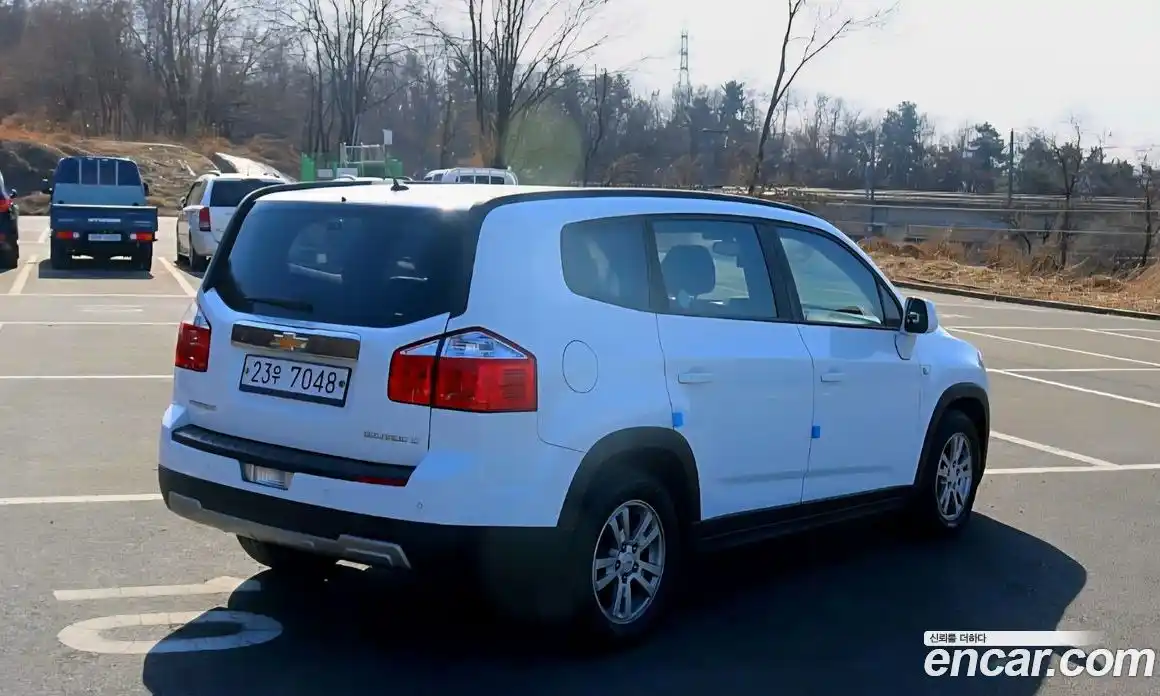 Chevrolet Orlando 2012 2.0 Автомат в Москве № 42401, фото 3