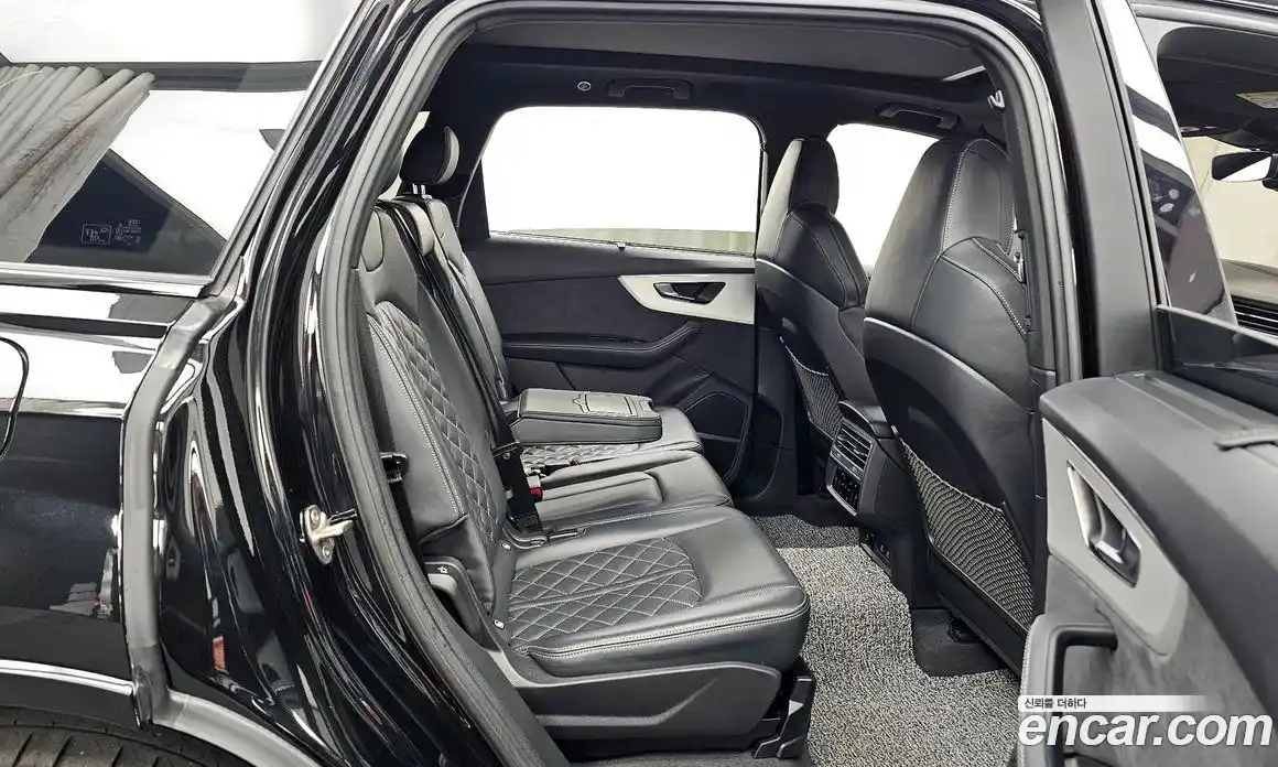 Audi Q7 2023 3.0 Автомат в Москве № 428531, фото 12