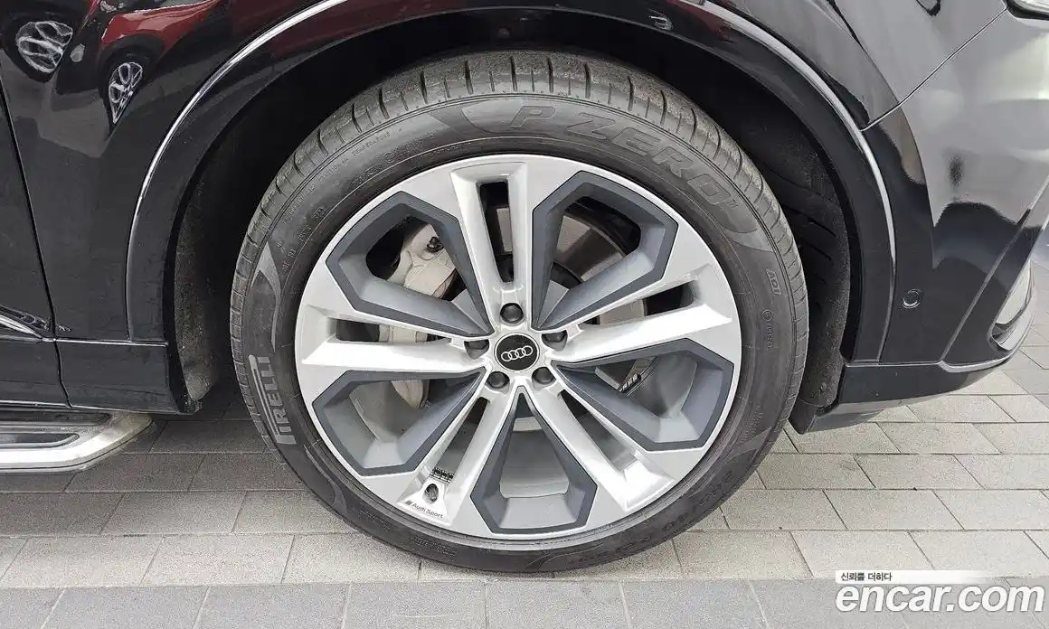 Audi Q7 2023 3.0 Автомат в Москве № 428531, фото 5