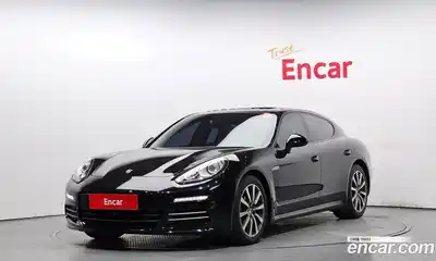 Porsche Panamera, 2015