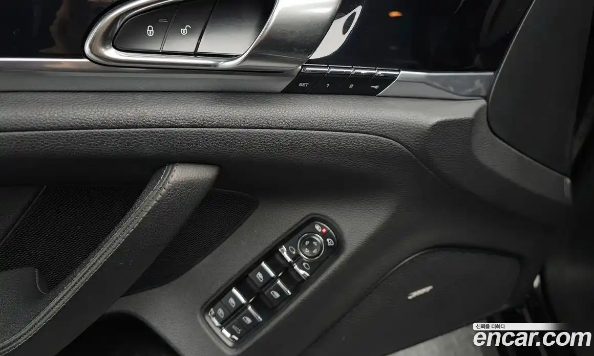 Porsche Panamera 2015 3.6 Автомат в Москве № 430754, фото 18