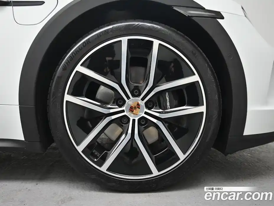 Porsche Taycan 2025 0.1 Автомат в Москве № 430974, фото 5