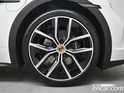 Porsche Taycan 2025 0.1 Автомат в Москве № 430974, миниатюра 5