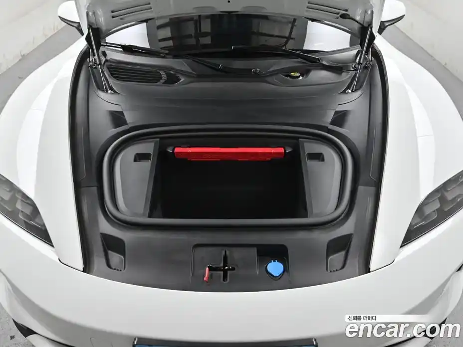 Porsche Taycan 2025 0.1 Автомат в Москве № 430974, фото 6