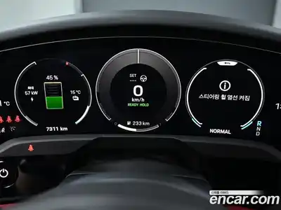 Porsche Taycan 2025 0.1 Автомат в Москве № 430974, миниатюра 8