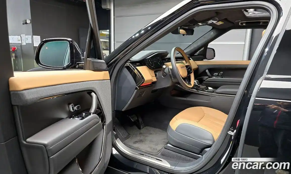 Land Rover Range-Rover Sport 2025 3.0 Автомат в Москве № 431149, фото 11