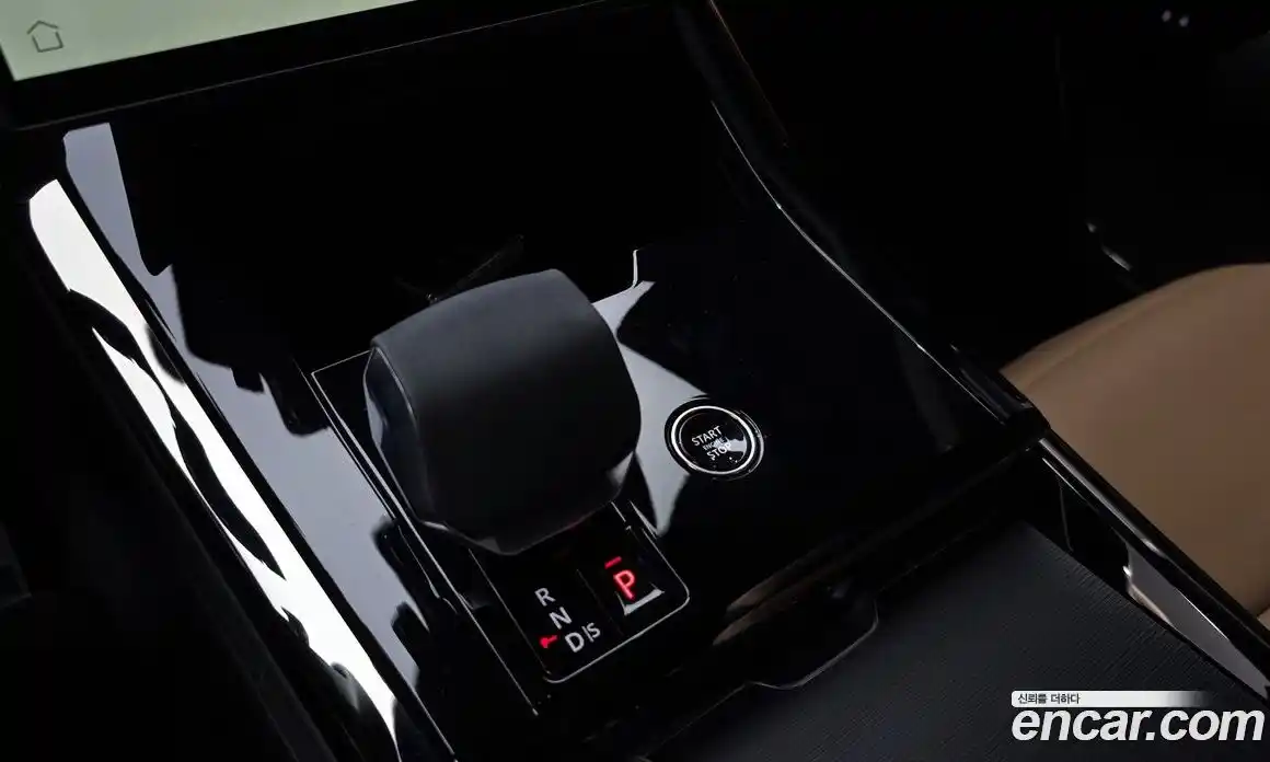 Land Rover Range-Rover Sport 2025 3.0 Автомат в Москве № 431149, фото 9