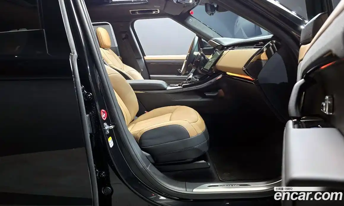 Land Rover Range-Rover Sport 2025 3.0 Автомат в Москве № 431149, фото 10