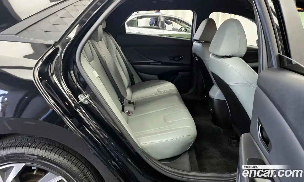 Hyundai Avante 2024 1.6 Автомат в Москве № 43775, фото 18