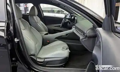 Hyundai Avante 2024 1.6 Автомат в Москве № 43775, миниатюра 3