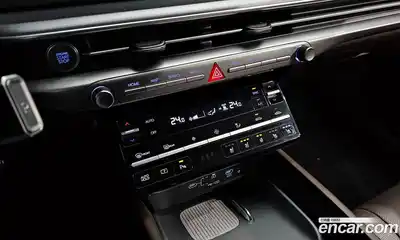 Hyundai Grandeur 2023 3.5 Автомат в Москве № 44232, миниатюра 6