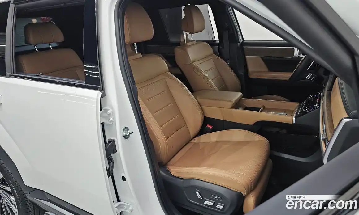 Hyundai Santa Fe 2024 2.5 Автомат в Москве № 449886, фото 11