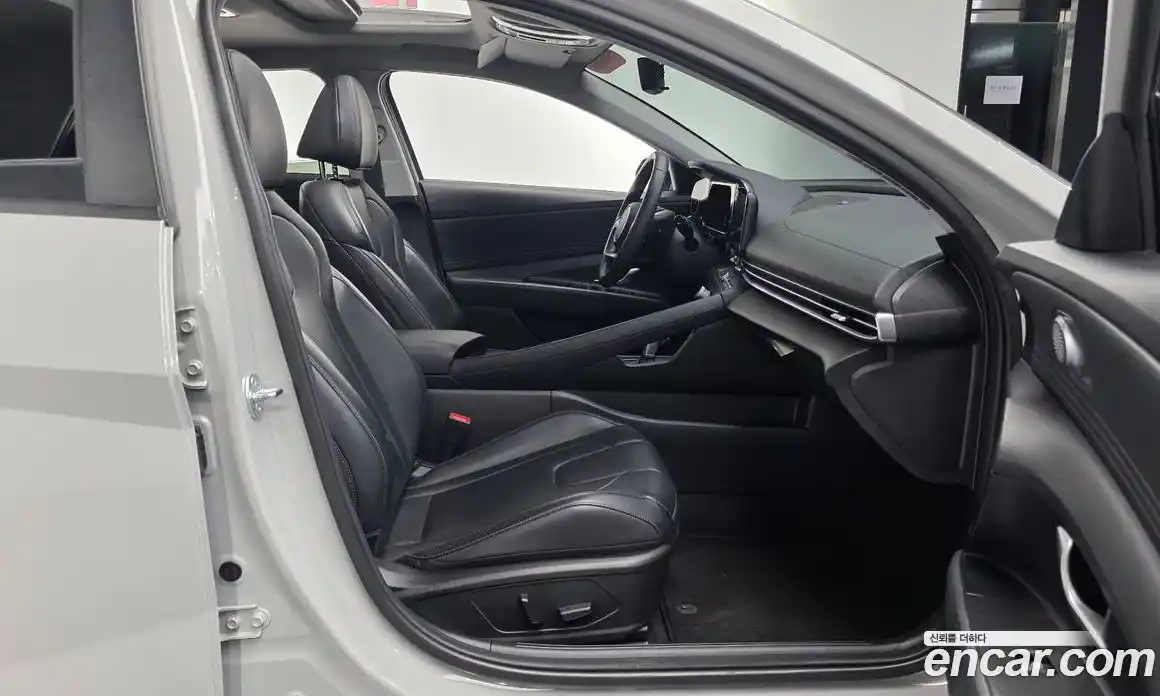 Hyundai Avante 2024 1.6 Автомат в Москве № 458662, фото 9