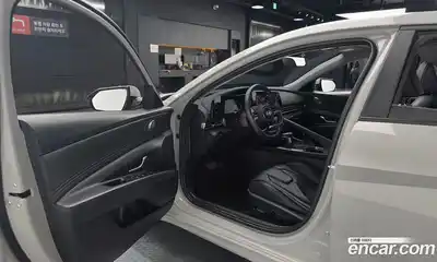 Hyundai Avante 2024 1.6 Автомат в Москве № 458662, миниатюра 10