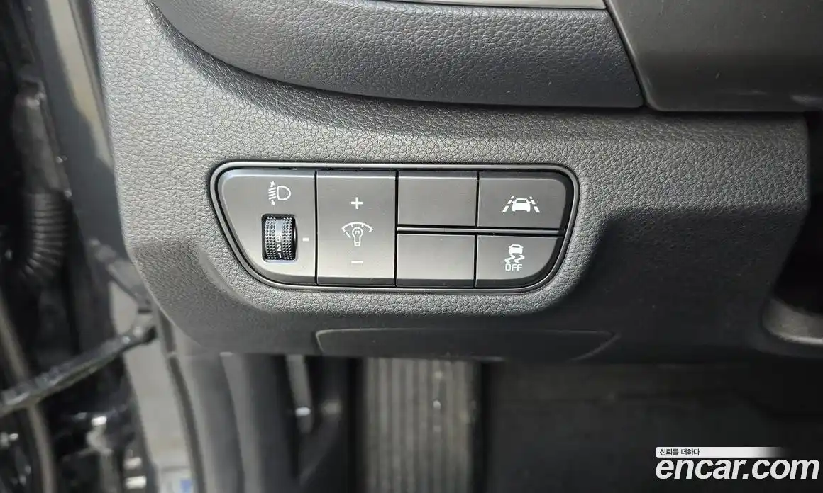 Kia Seltos 2023 1.6 Автомат в Москве № 461821, фото 18