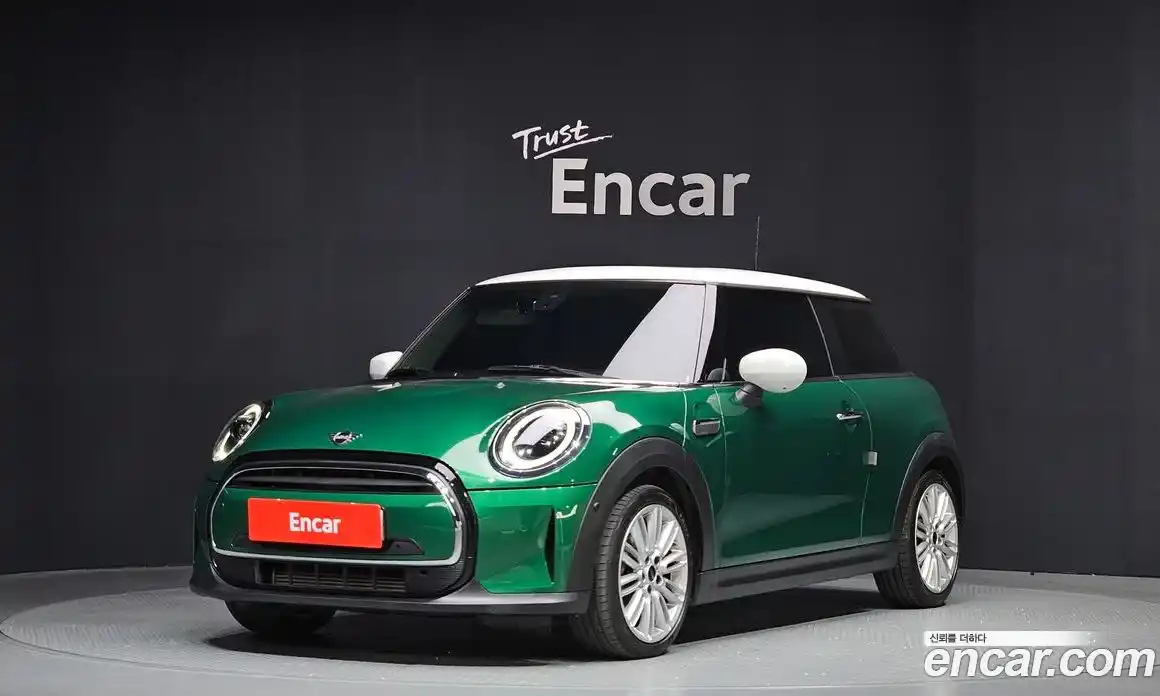 Mini Cooper 2023 1.5 Автомат в Москве № 471842, фото 1