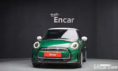 Mini Cooper 2023 1.5 Автомат в Москве № 471842, миниатюра 3