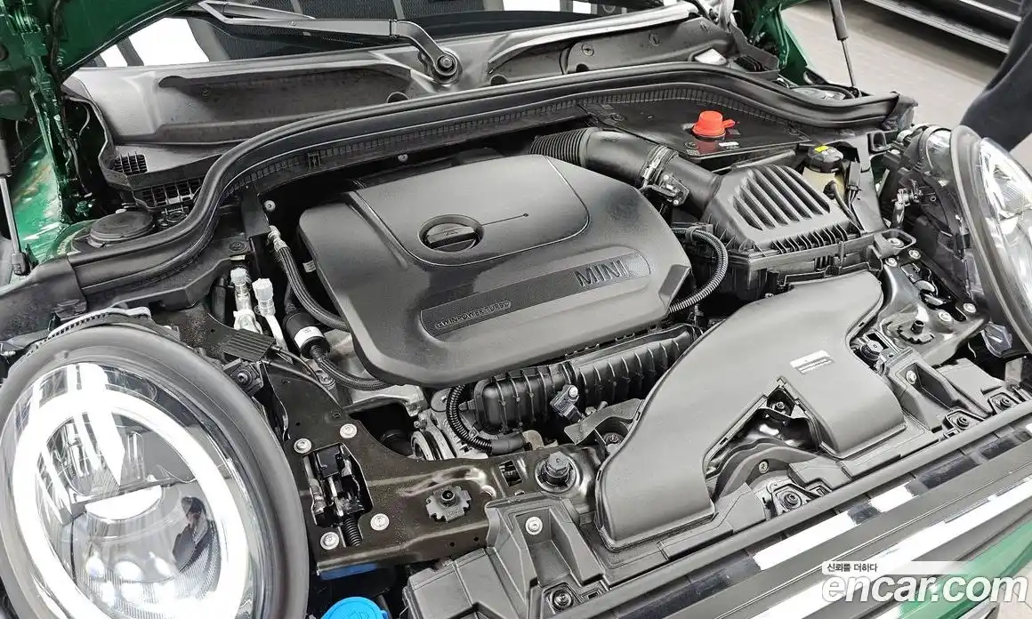 Mini Cooper 2023 1.5 Автомат в Москве № 471842, фото 6