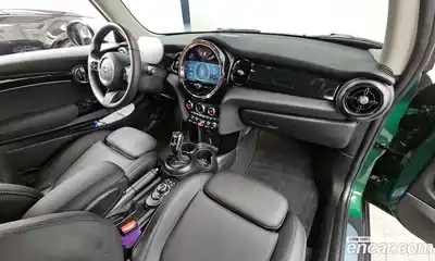 Mini Cooper 2023 1.5 Автомат в Москве № 471842, миниатюра 7