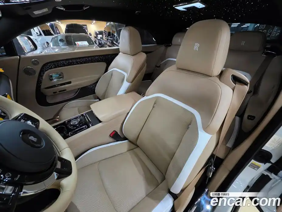 Rolls-Royce Spectre 2024 0.3 Автомат в Москве № 474870, фото 7