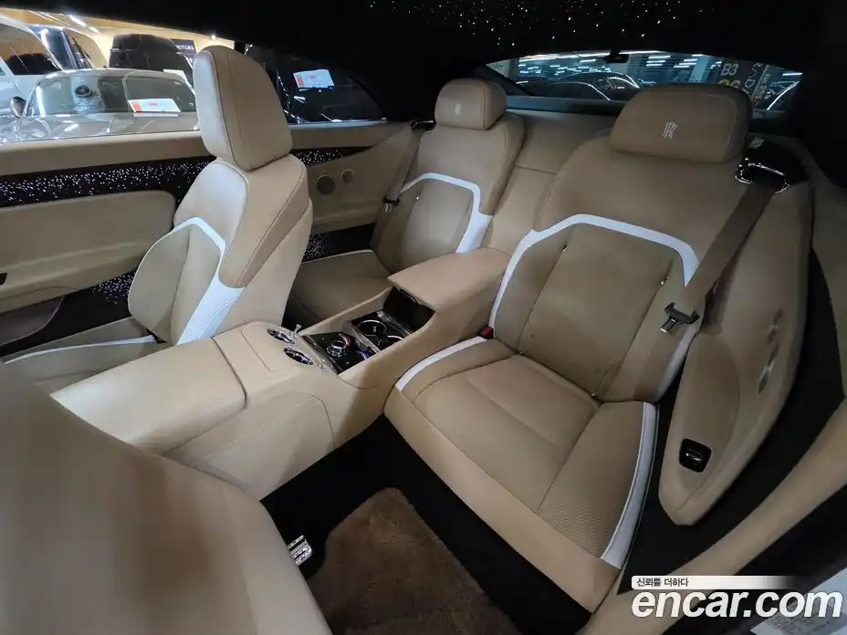 Rolls-Royce Spectre 2024 0.3 Автомат в Москве № 474870, фото 10