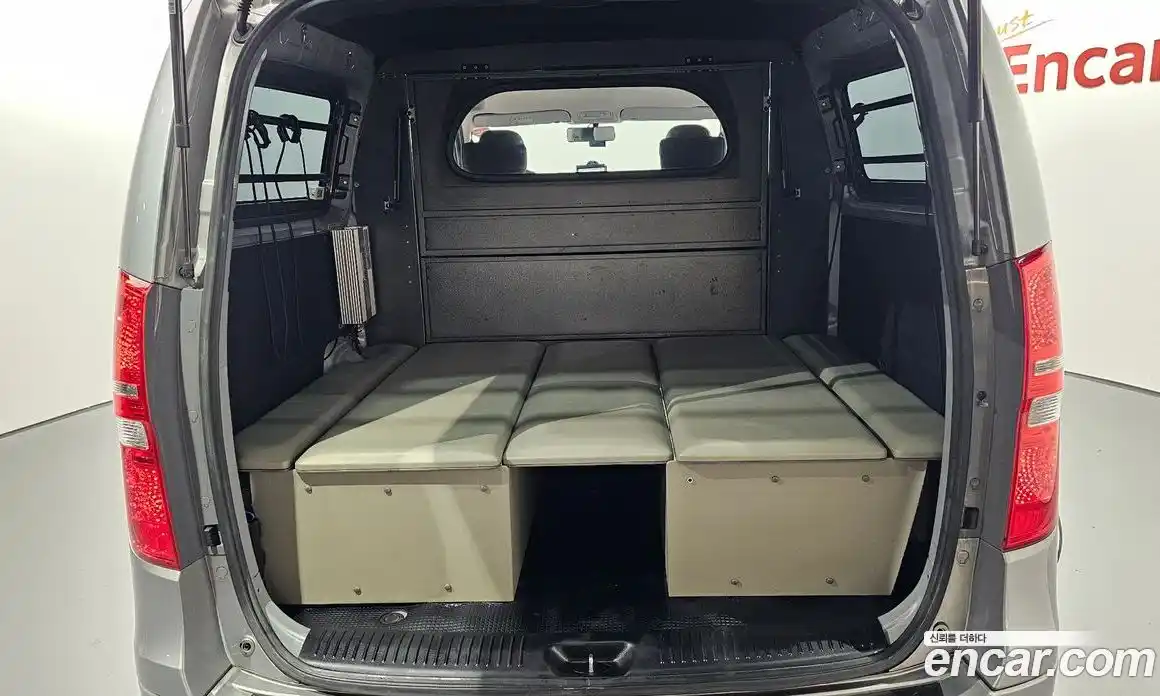 Hyundai Starex 2016 2.5 Автомат в Москве № 48735, фото 18