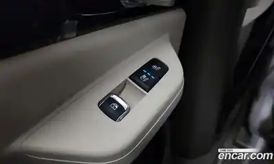 Kia Canival 2025 2.2 Автомат в Москве № 53064, миниатюра 4