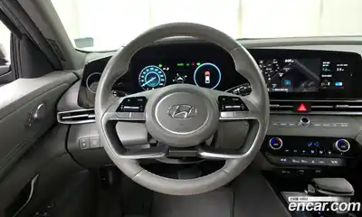 Hyundai Avante 2023 1.6 Автомат в Москве № 5722, миниатюра 2