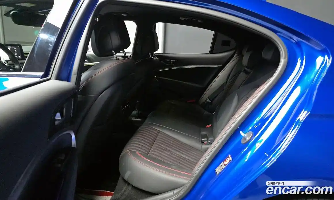 Genesis G70 2019 3.3 Автомат в Москве № 57655, фото 13