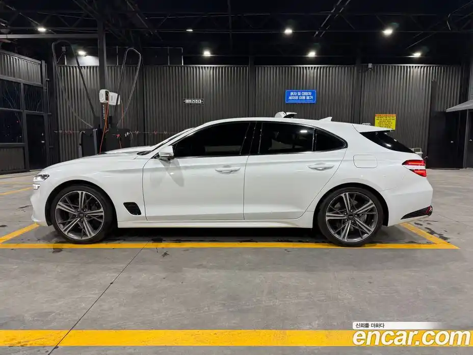 Genesis G70 2024 2.5 Автомат в Москве № 58339, фото 3