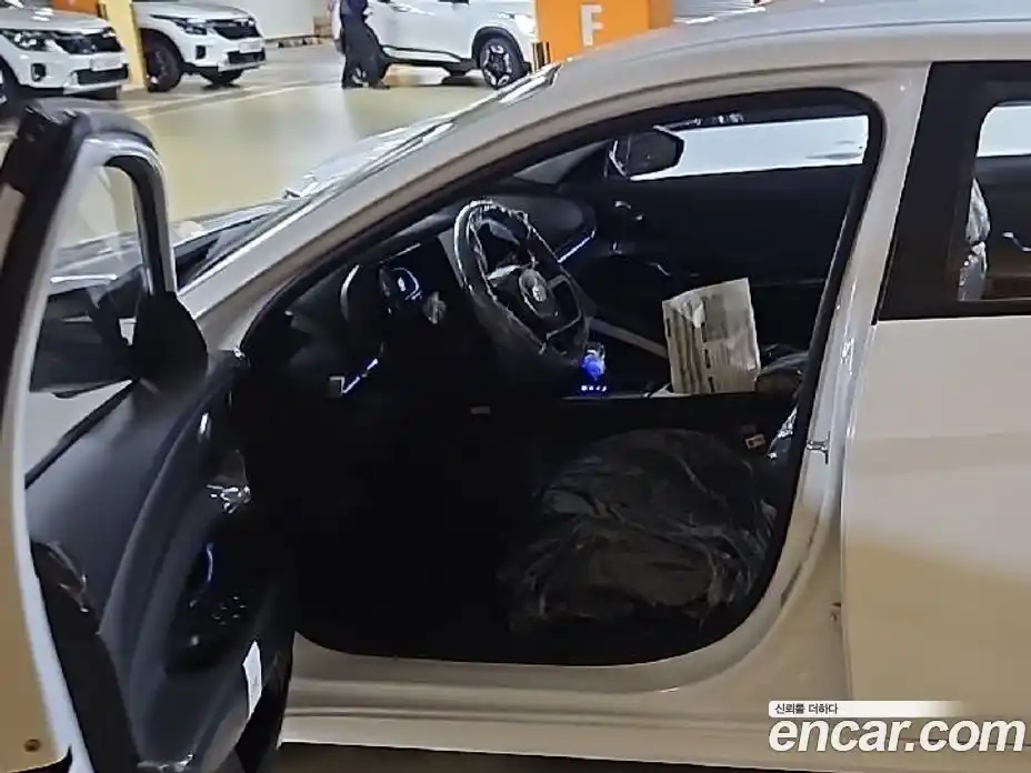 Hyundai Avante 2026 1.6 Автомат в Москве № 5991, фото 3