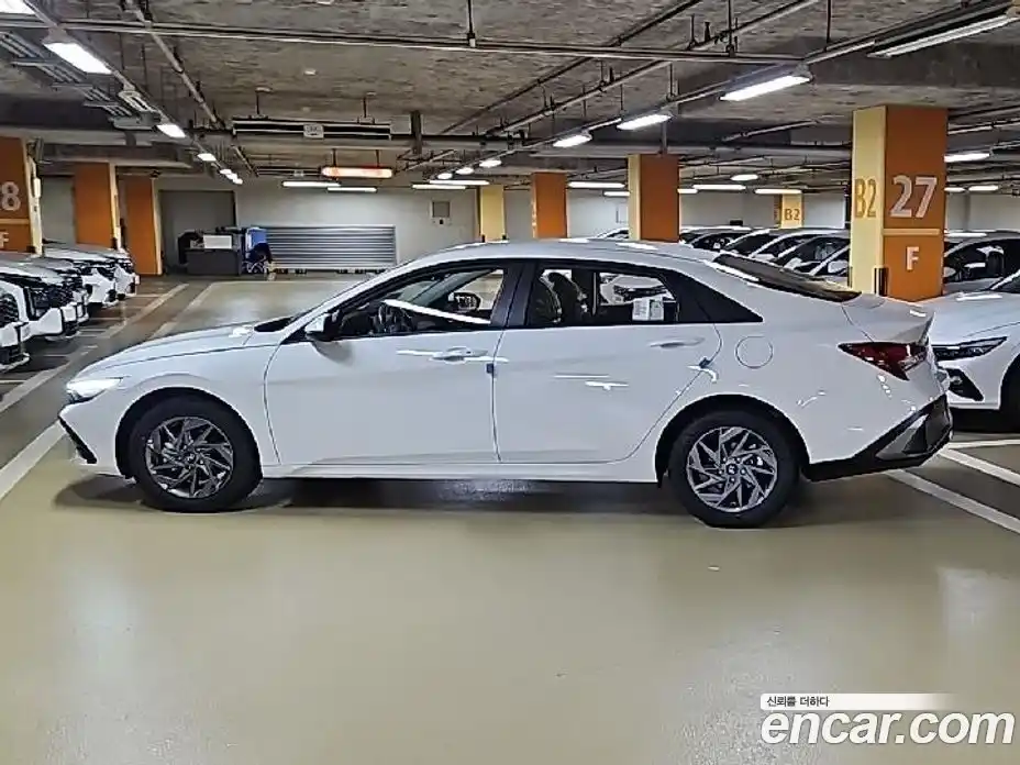 Hyundai Avante 2026 1.6 Автомат в Москве № 5991, фото 10