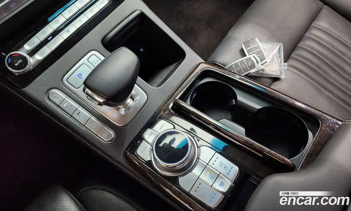 Genesis G90 2021 3.8 Автомат в Москве № 75673, фото 10