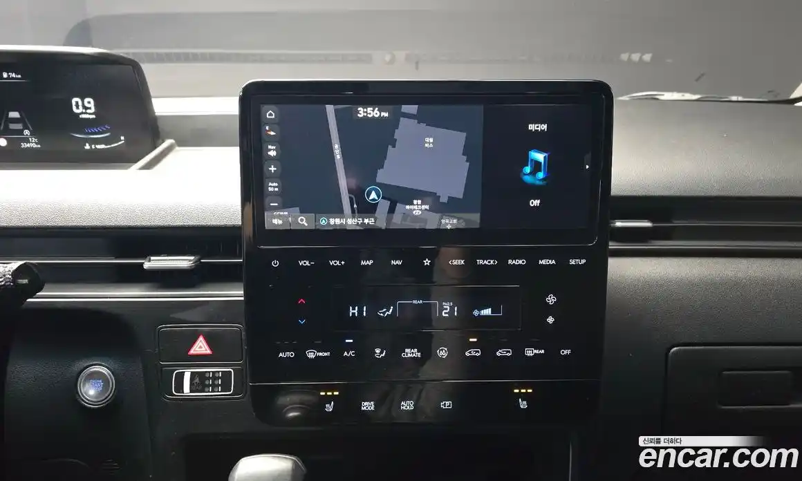 Hyundai Staria 2023 2.2 Автомат в Москве № 86693, фото 3