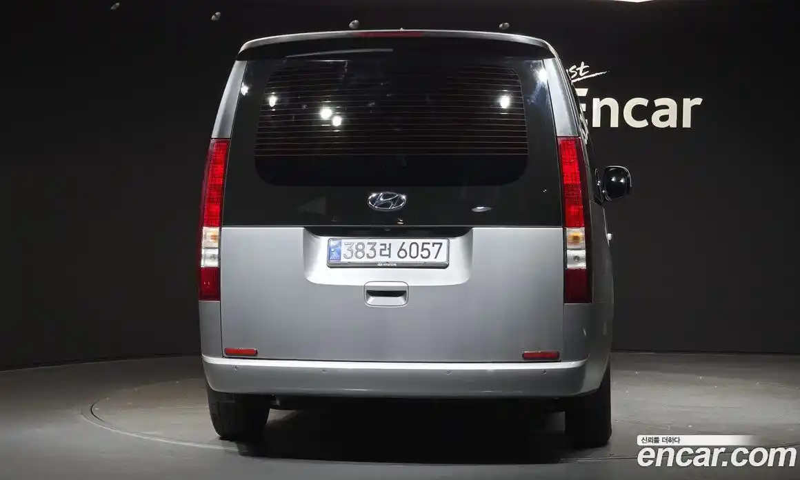 Hyundai Staria 2023 2.2 Автомат в Москве № 86693, фото 4