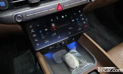 Hyundai Grandeur 2023 2.5 Автомат в Москве № 9285, миниатюра 2