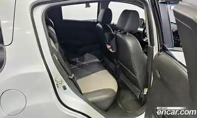 Chevrolet Spark 2012 1.0 Автомат в Москве № 99775, миниатюра 2