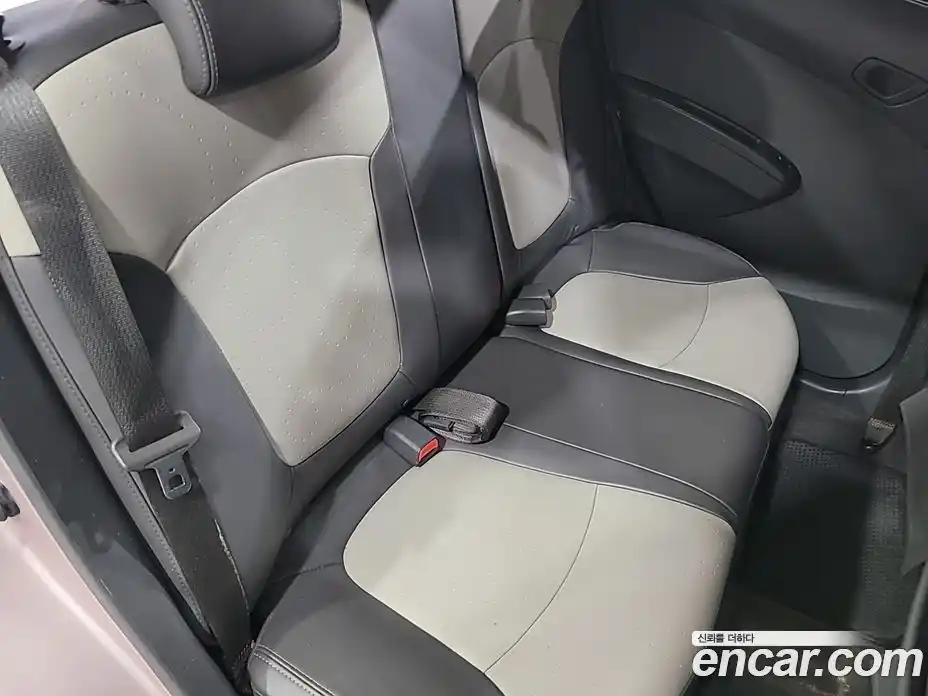 Chevrolet Spark 2012 1.0 Автомат в Москве № 104338, фото 15