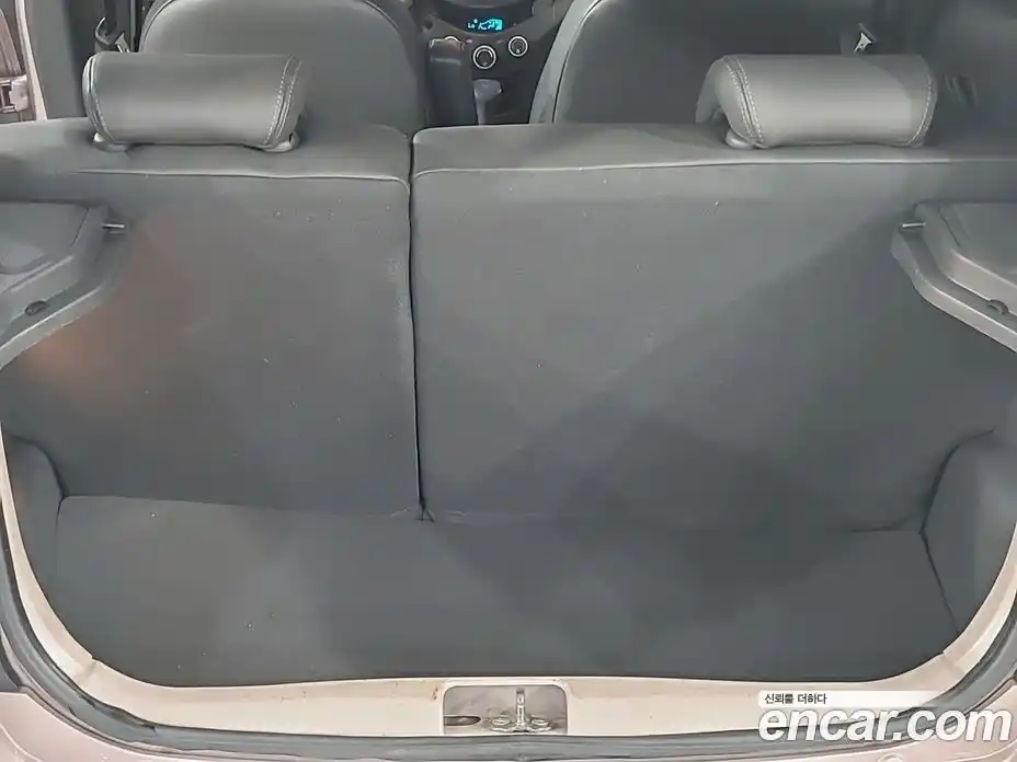 Chevrolet Spark 2012 1.0 Автомат в Москве № 104338, фото 17