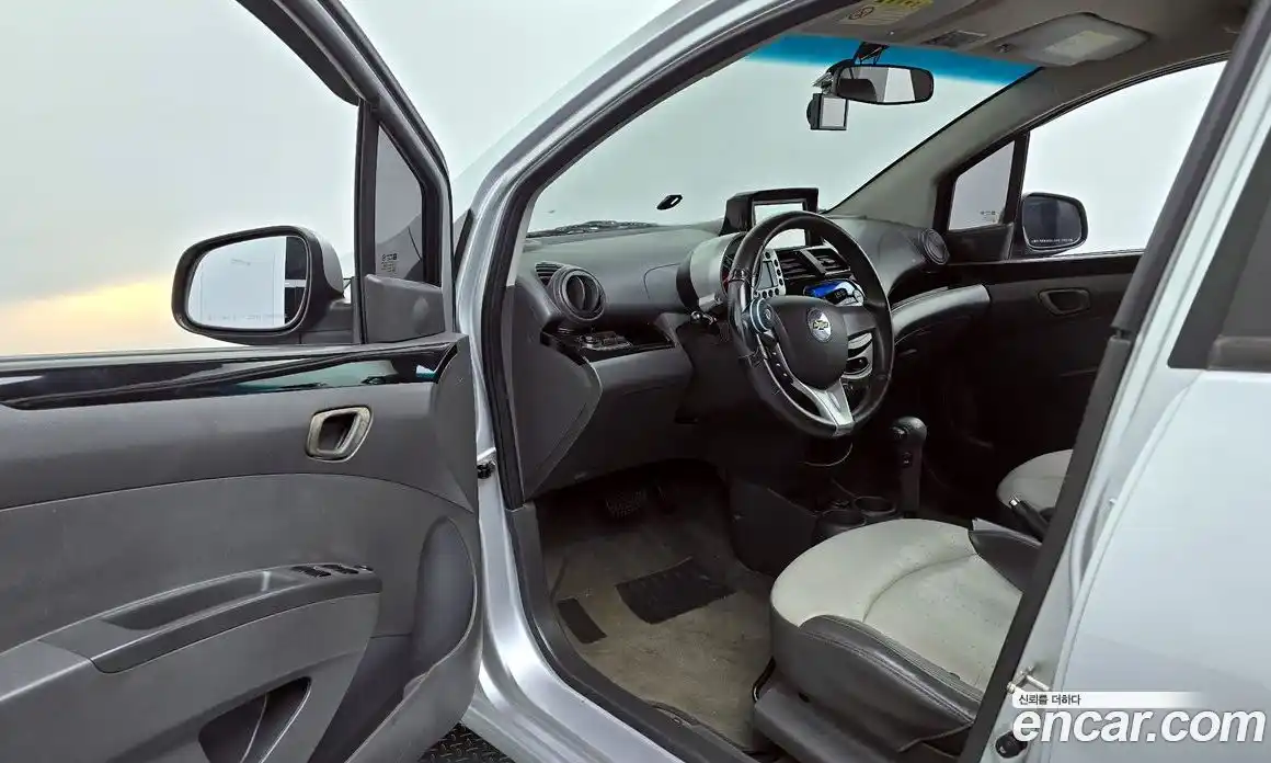 Chevrolet Spark 2012 1.0 Автомат в Москве № 105726, фото 13