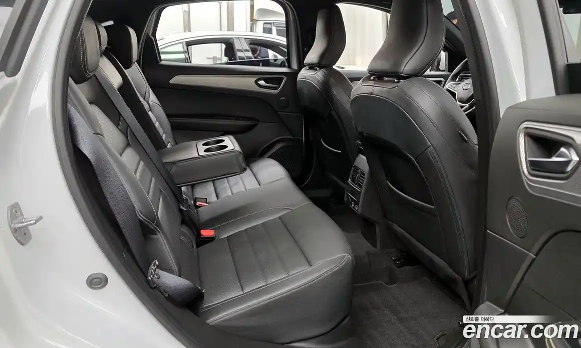 Renault XM3 2024 1.6 Автомат в Москве № 106989, фото 12