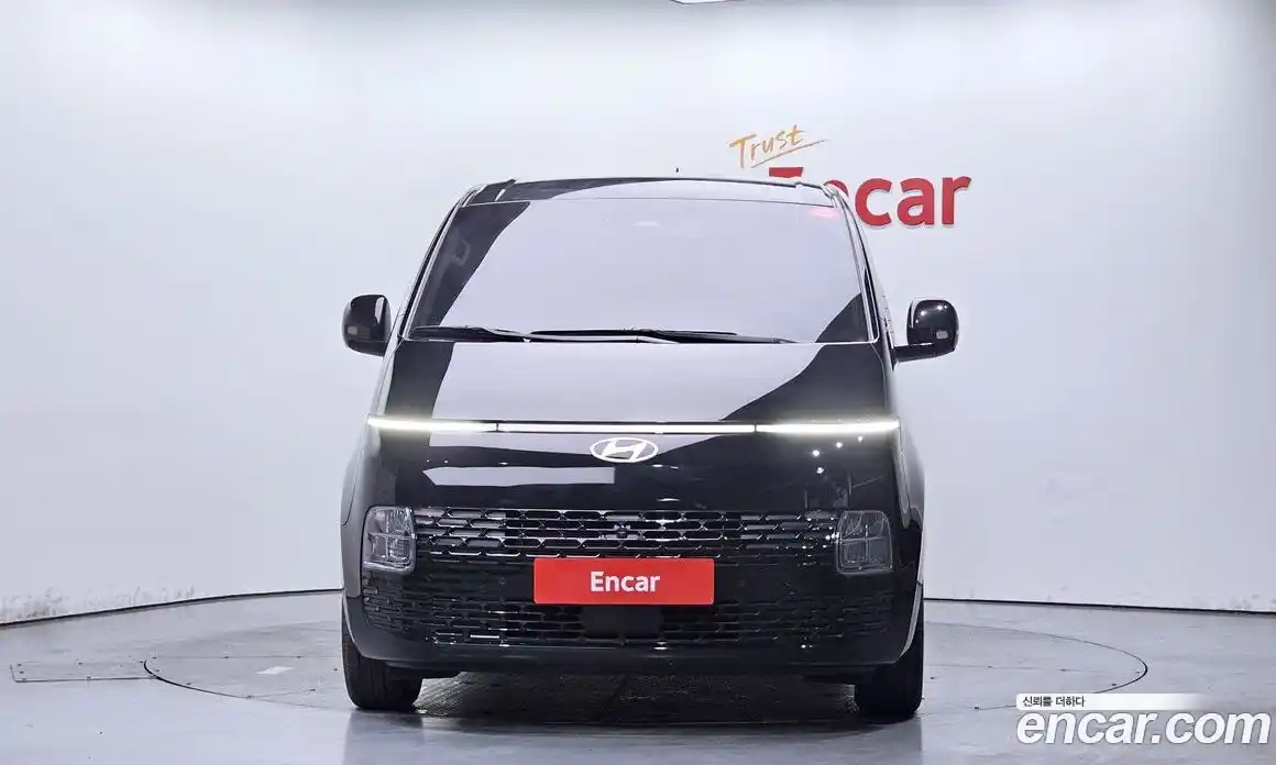 Hyundai Staria 2025 3.5 Автомат в Москве № 107910, фото 16